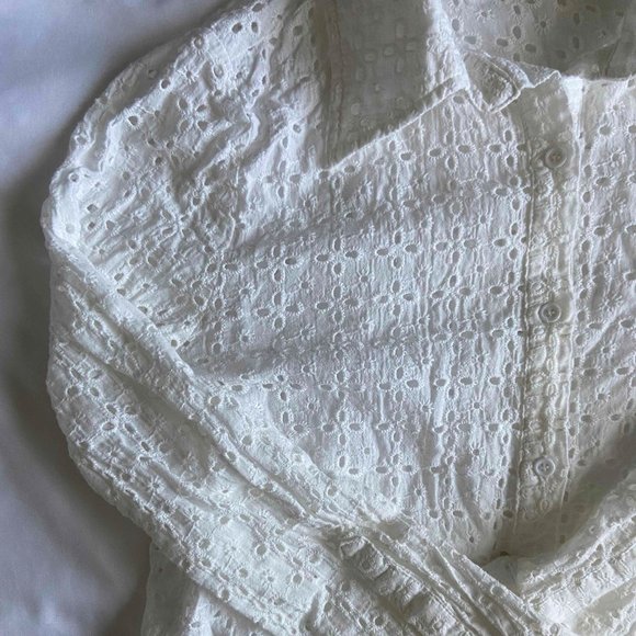DOLORES COTTON EYELET BUTTON DOWN TOP - WHITE - Picture 5 of 9
